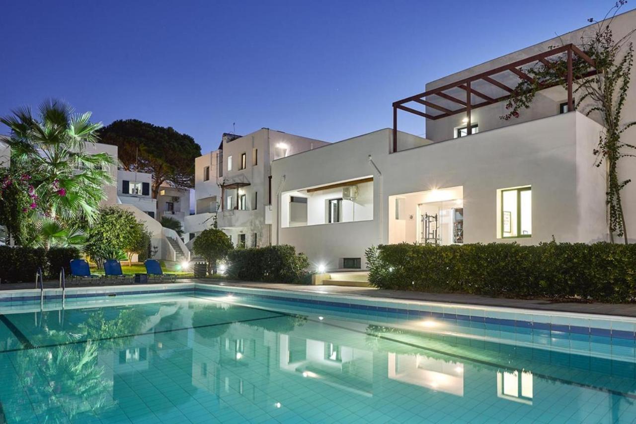 Eva Suites & Apartments Agia Marina Exteriér fotografie