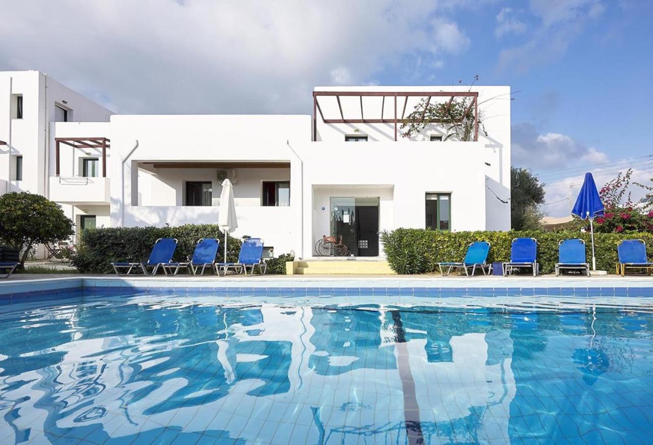 Eva Suites & Apartments Agia Marina Exteriér fotografie