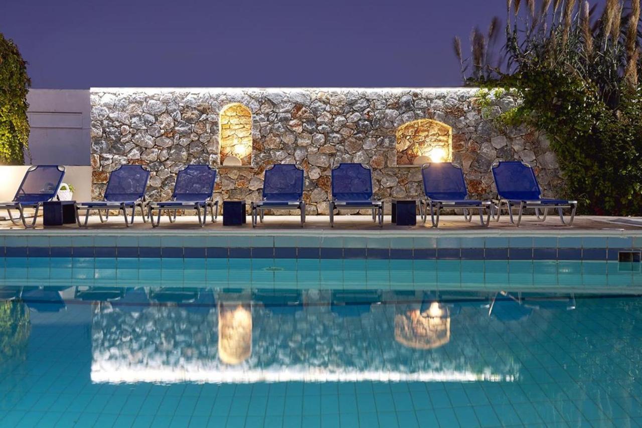 Eva Suites & Apartments Agia Marina Exteriér fotografie